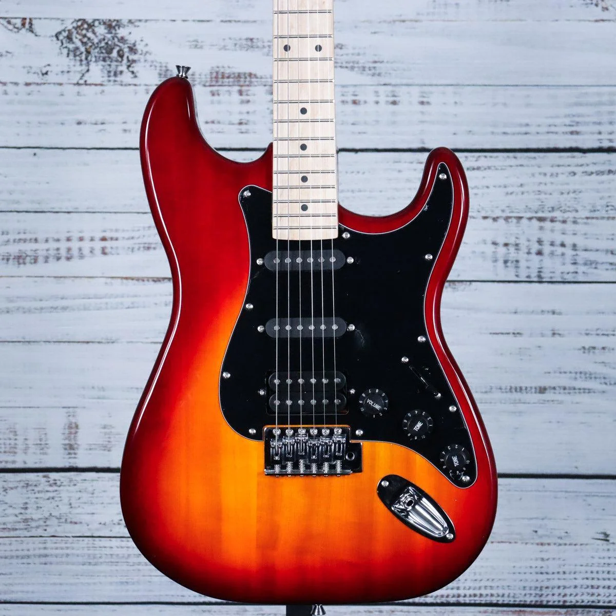 Amahi H-Series Double-Cut HSS Electric Guitar w/Gig Bag | Classic Cherry Sunburst (BEGINNER)