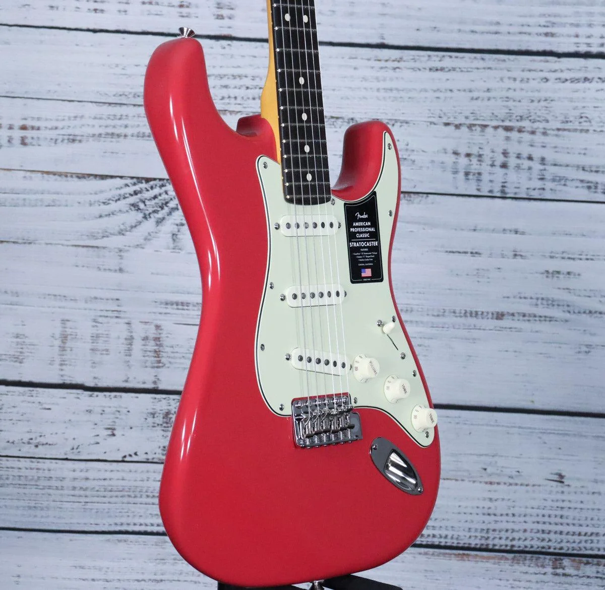 *DEMO* Fender American Professional Classic Stratocaster | Faded Dakota Red - Image 4