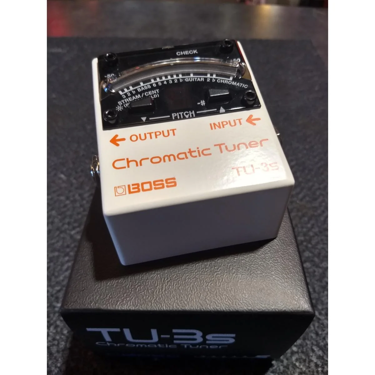 Boss TU-3S Chromatic Stompbox Tuner - Image 3